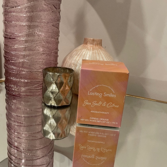 Sea Salt & Citrus Candle - New - Picture 3 of 3